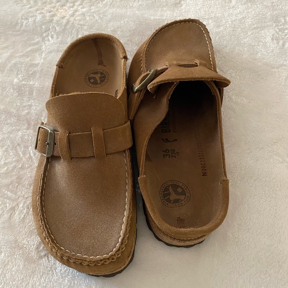 Birkenstock’s Buckley Clogs - Picture 6 of 11